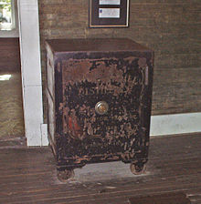 jack daniel's old safe